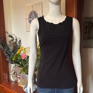 NWT northern reflections size small Black Sleeveless Top